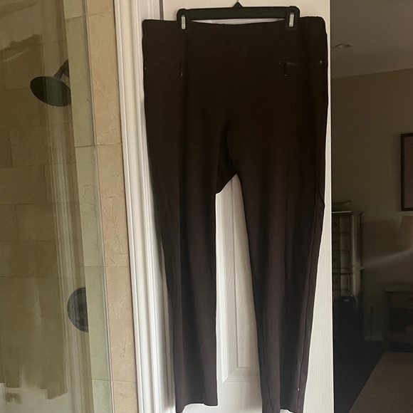 Elliott Lauren Dark Brown Slim Ankle Pants with Zippered Pockets - Picture 3 of 5